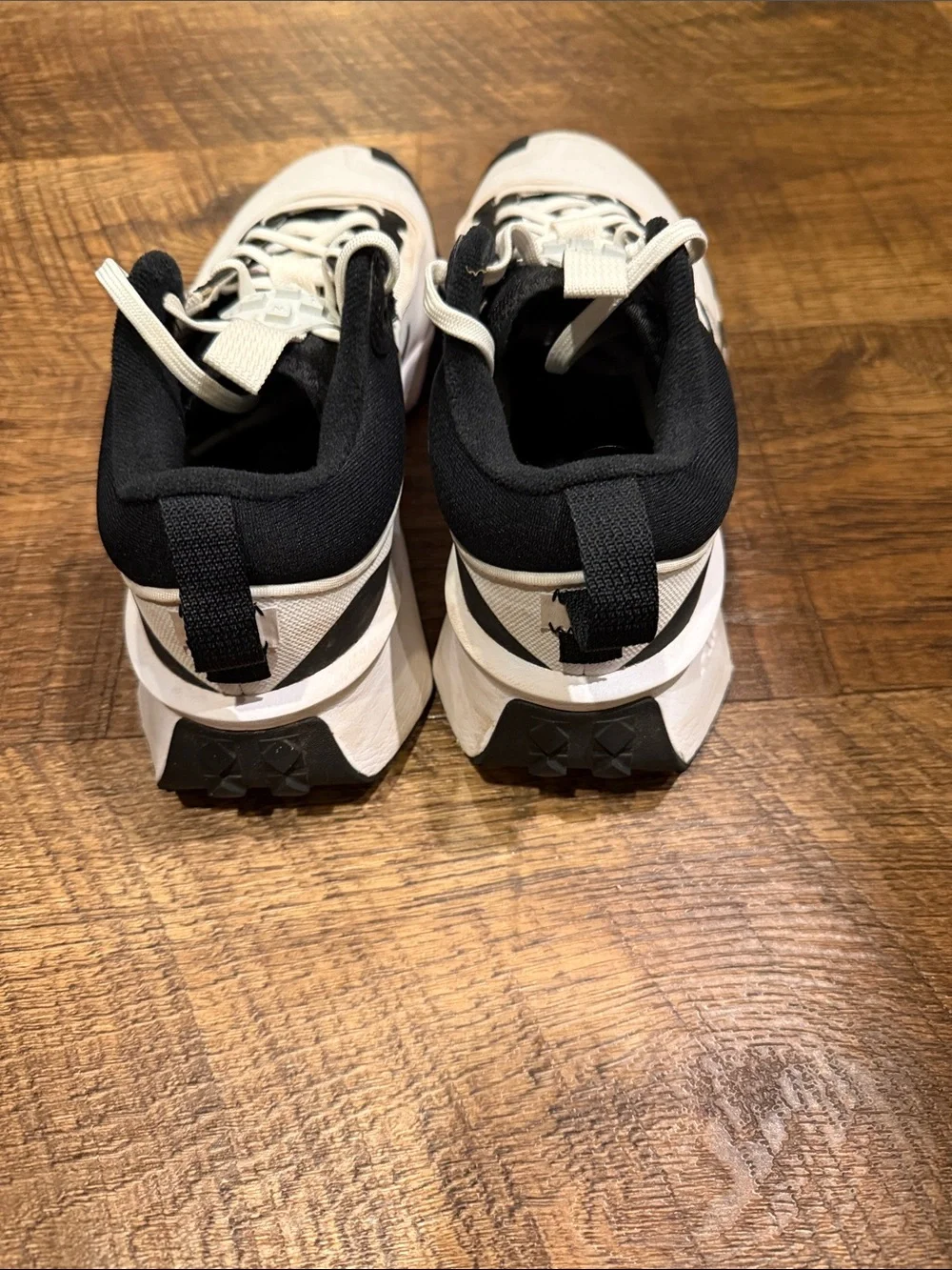 Nike White and Black Baseball Cleats